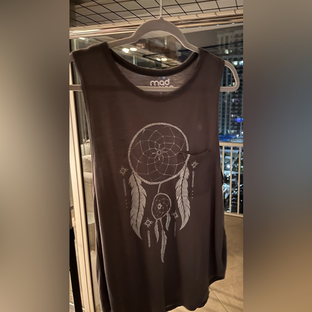 Gray tank